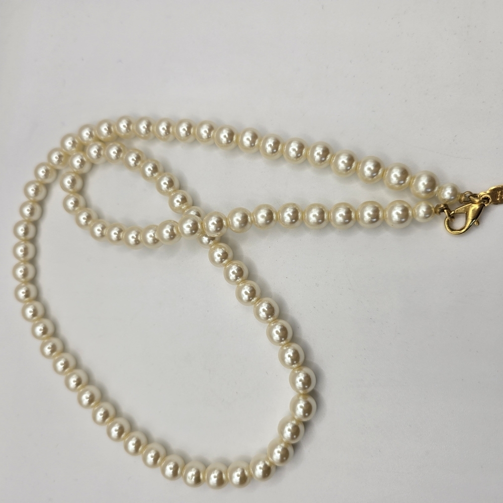 1920s Vintage 24" FAUX Pearl Necklace - Picture 5 of 5